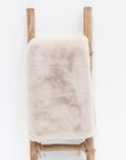 Faux Fur Throw
Pearl
ANH2606-T-PRL