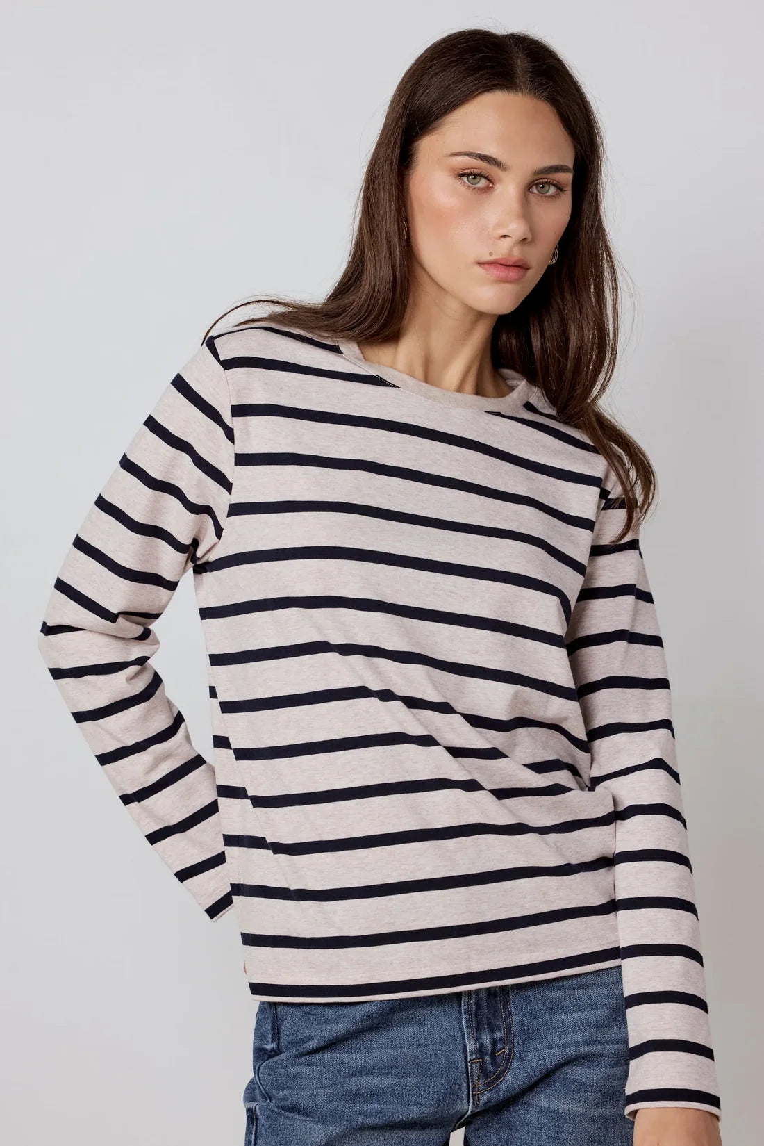 TETHER STRIPE LONG SLEEVE BOXY TEE - ECRU NAVY