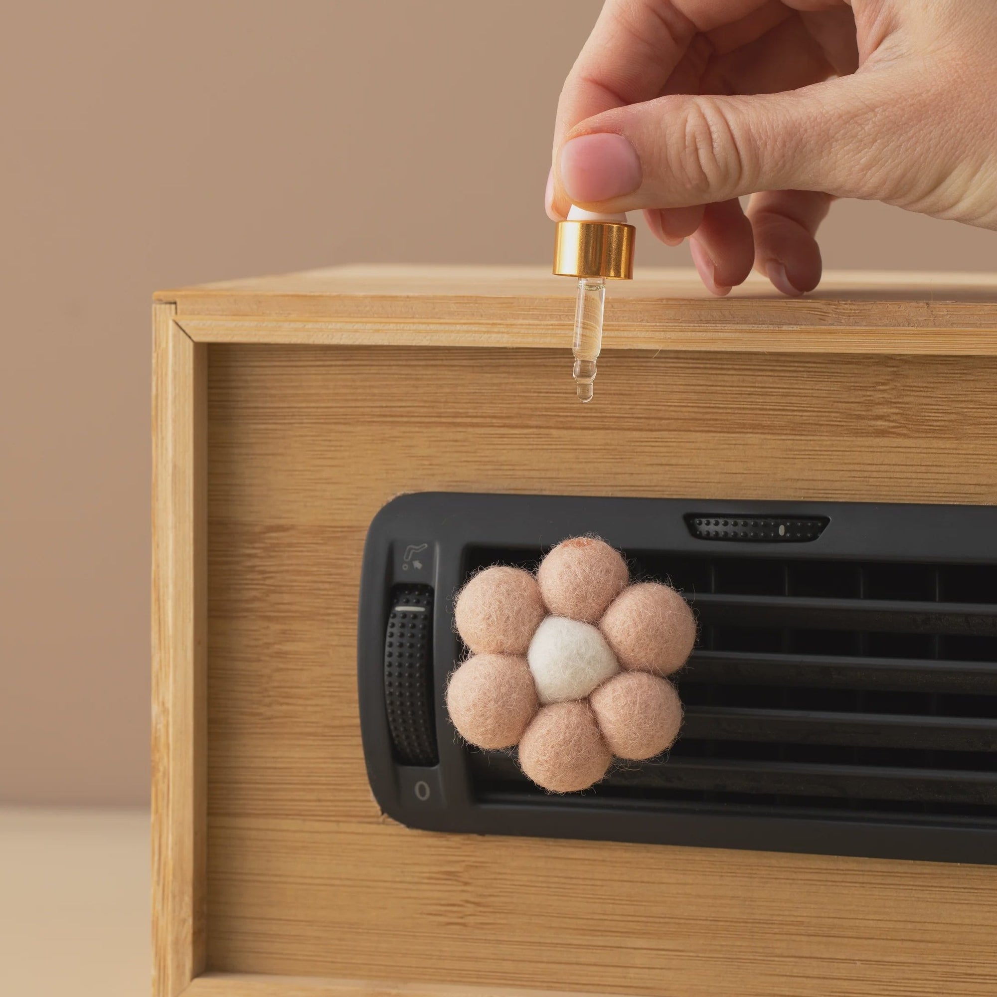 Daisy Car Vent Air Fresheners - Blush