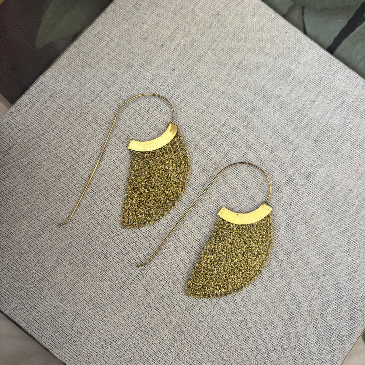 mesh gold earrings