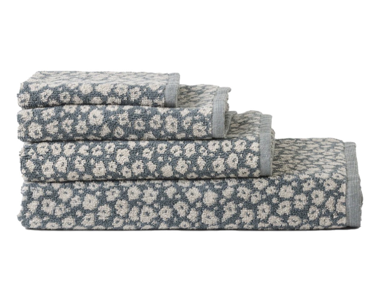 Forget Me Knot Bath Towels - Cod  | Oat