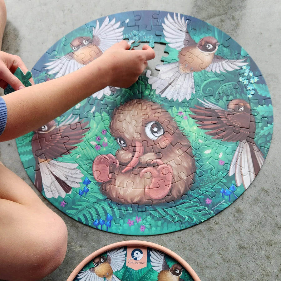 Kuwi Round Puzzle - Fantail Flurry 100pc