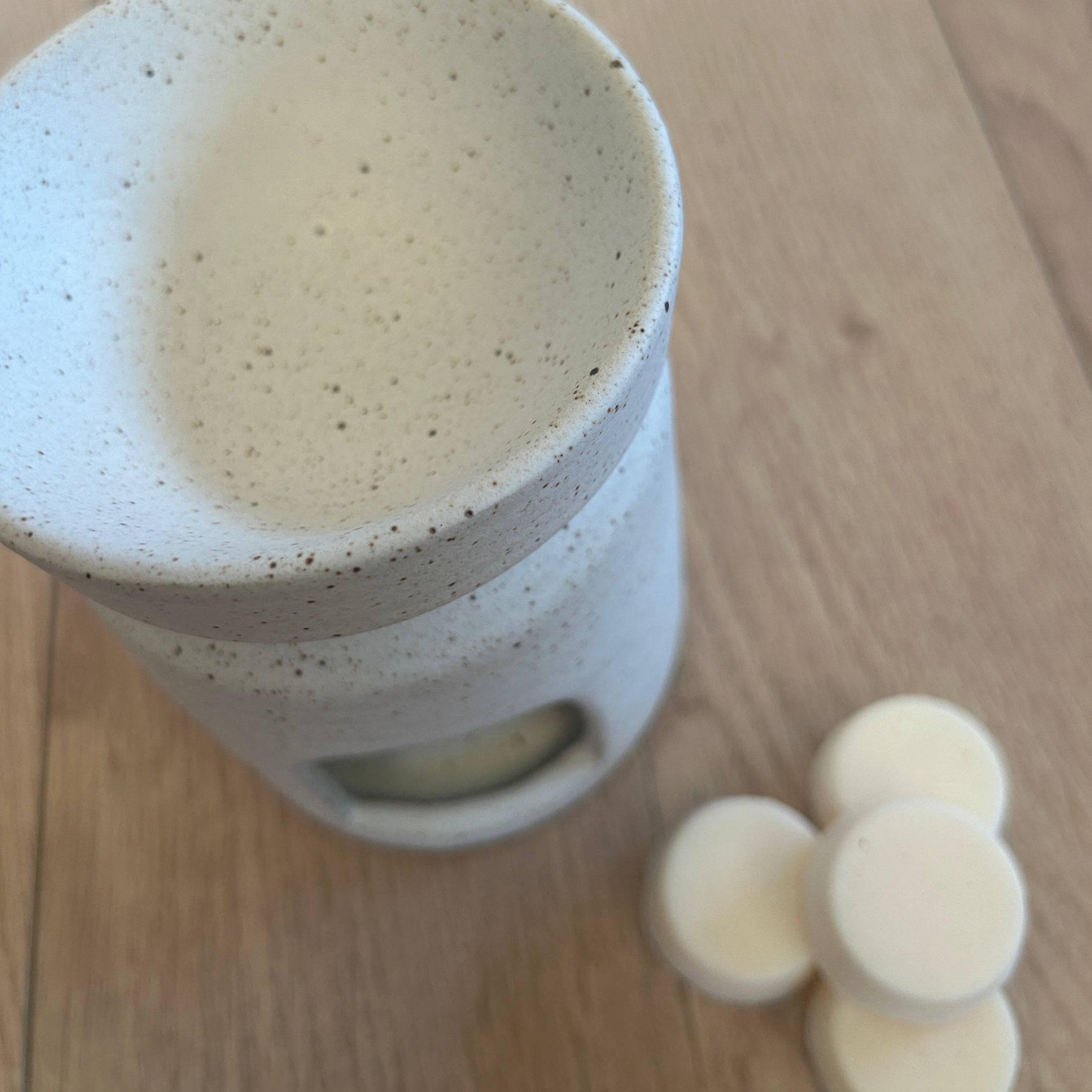 Oil Burner - Milly | Sandy White