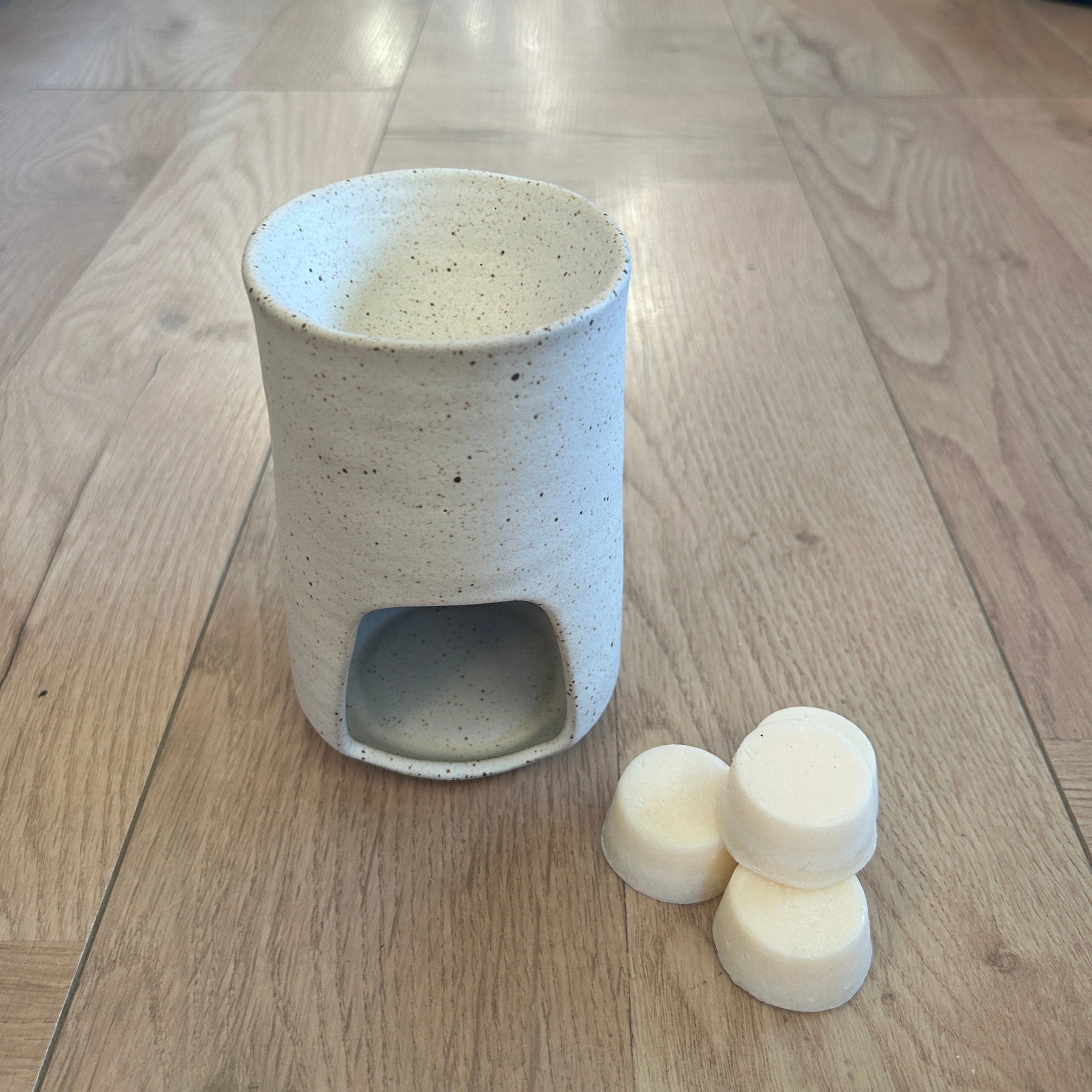 Oil Burner - Molly | Sandy White