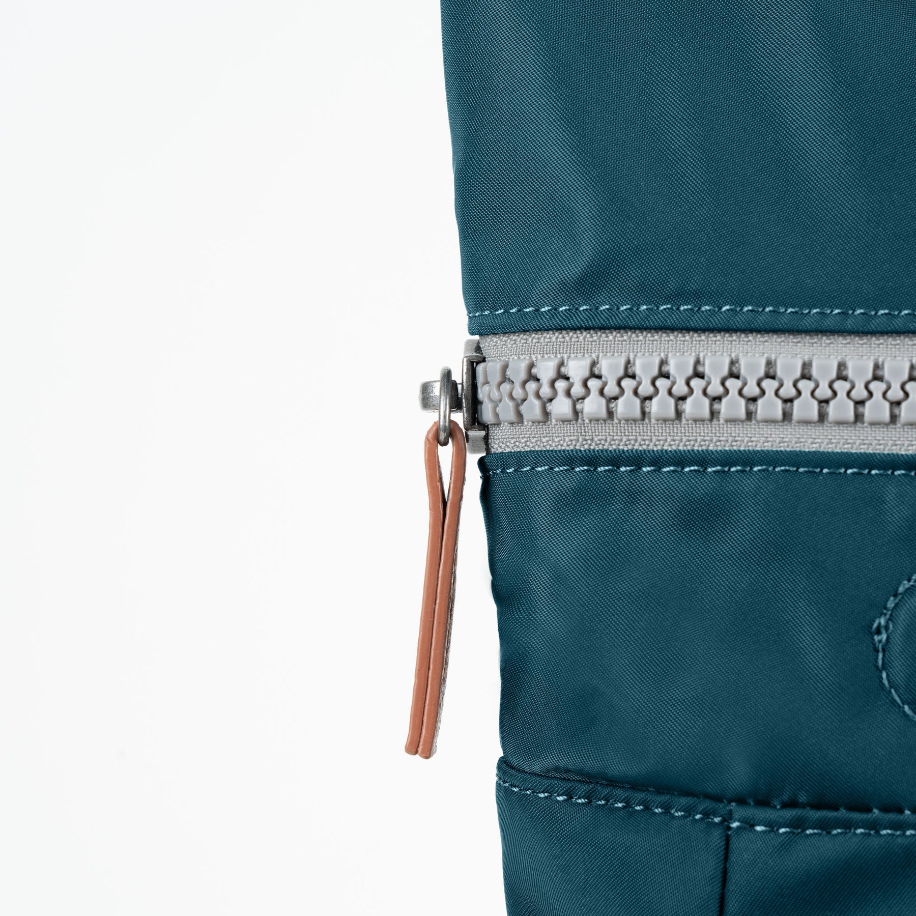 Roka Canfield Roll Top Backpack - Medium | Teal