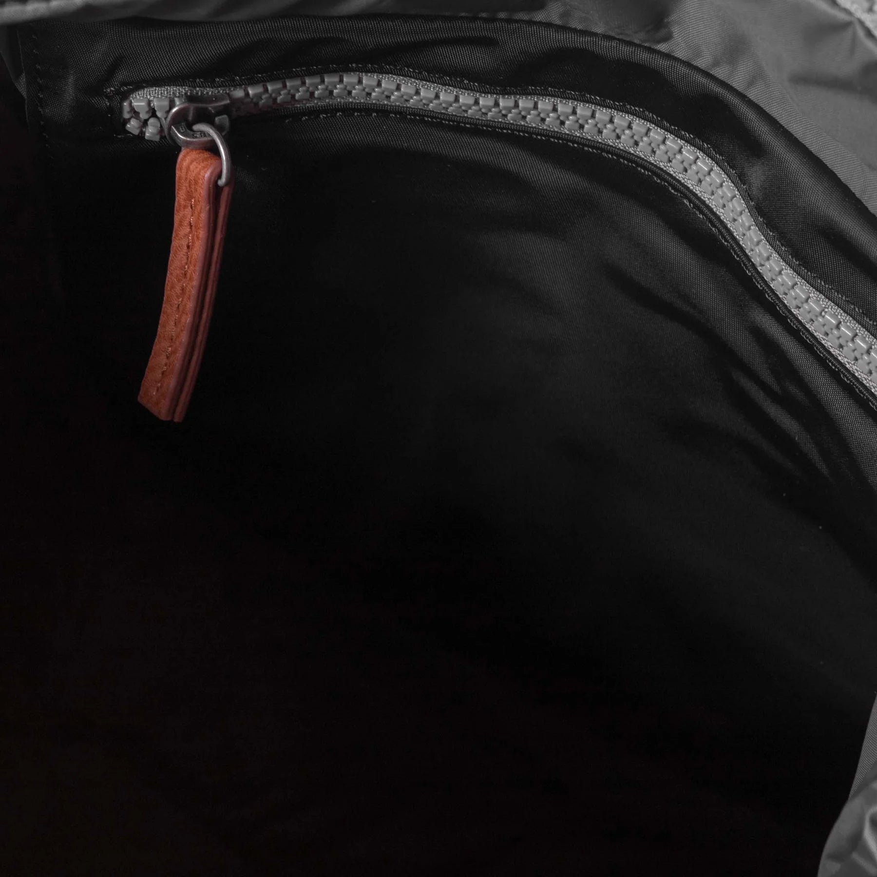 Roka Canfield Roll Top Backpack - Medium | Black