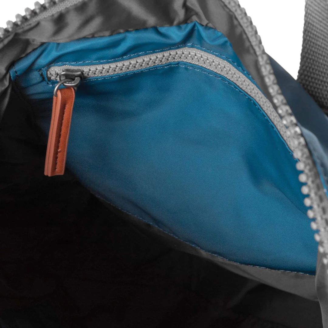 Roka Canfield Roll Top Backpack - Medium | Marine