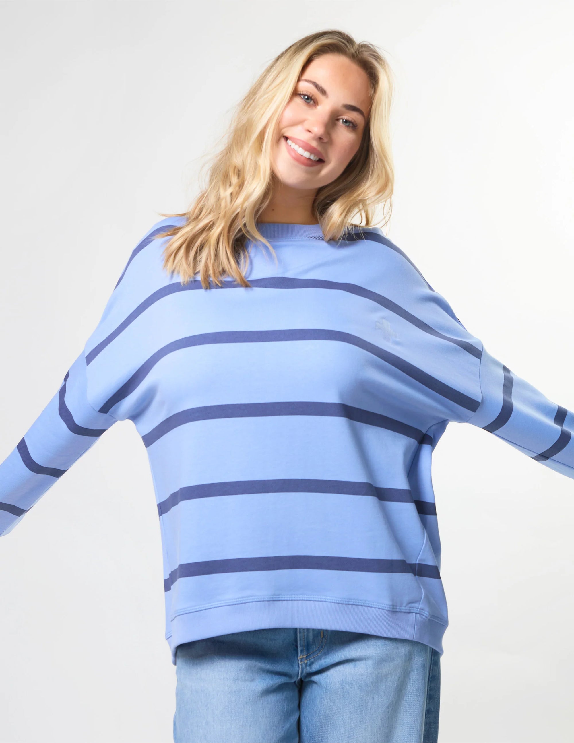 Newport Relaxed Crew Sweat - Cornflower