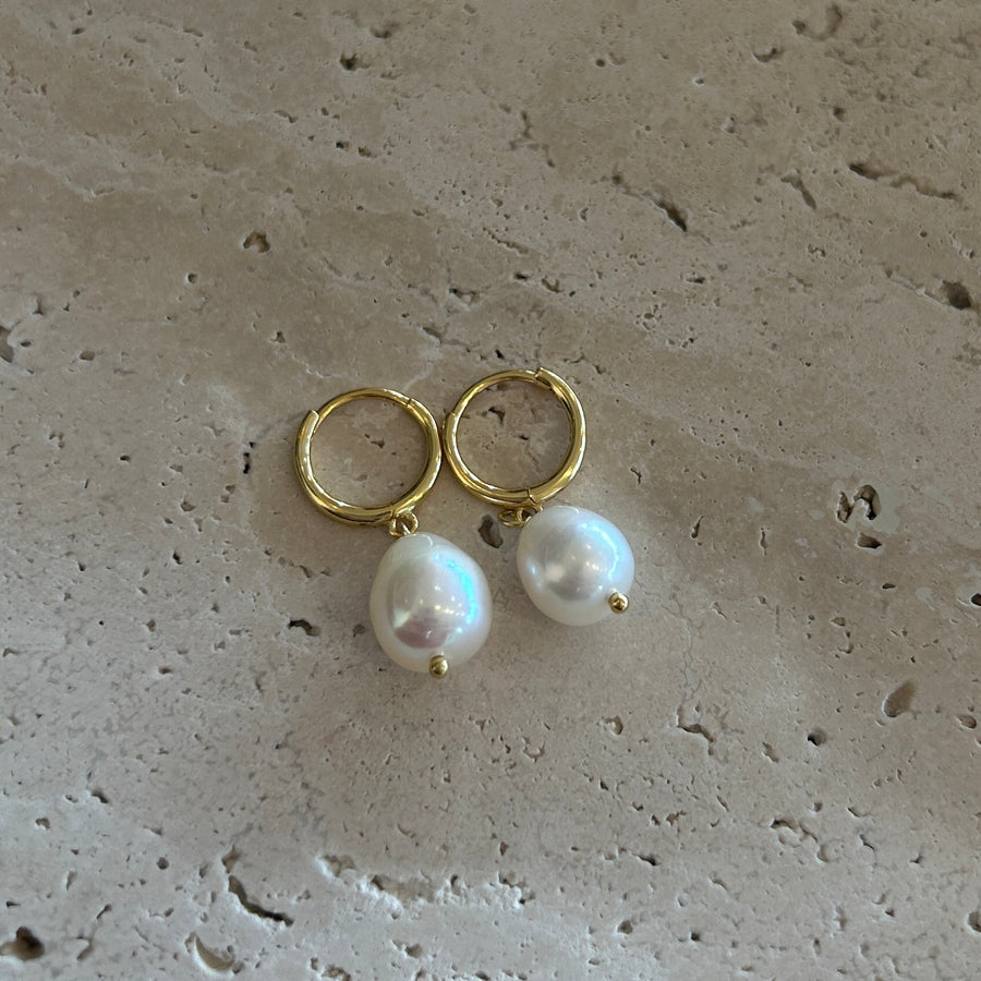Earrings - Pearl | Gold Pearl on Hoop