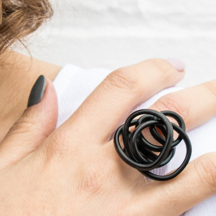 Melko Adjustable Scrunch Ring - Black | shelf home and gifts