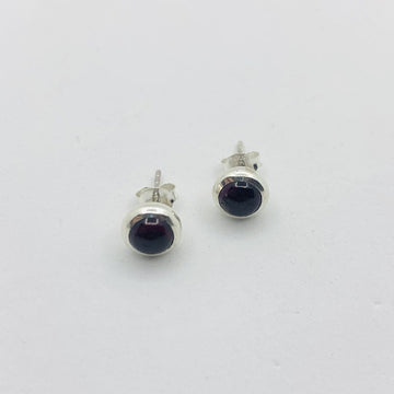 Sterling Silver - Garnet Stud