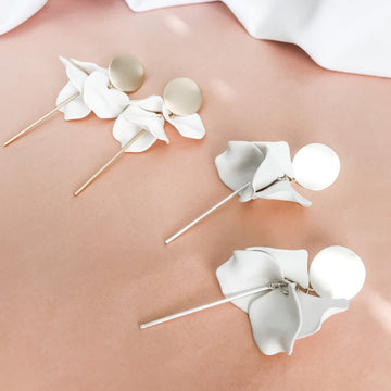 Flora Dangles Earrings - White