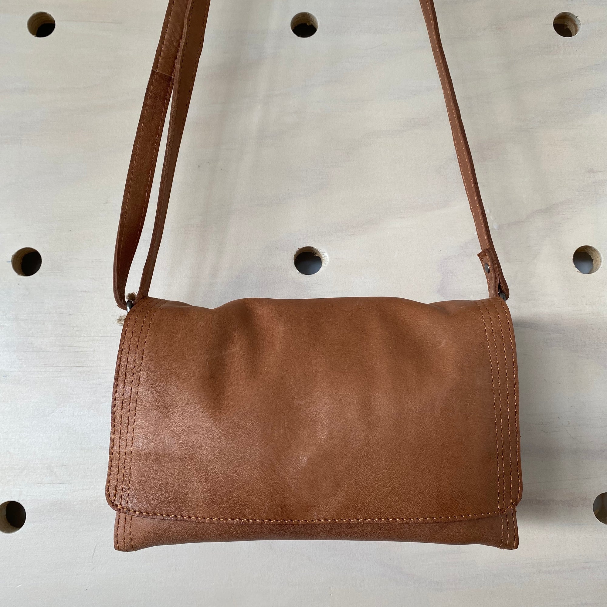 Leather Bag - Gloria Tan