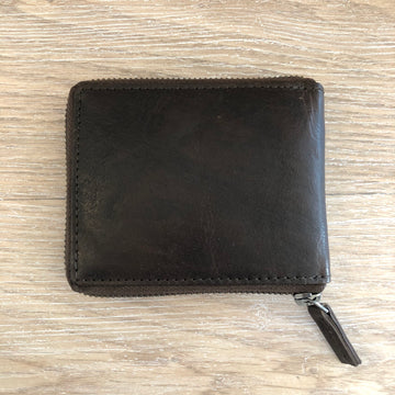 Leather Wallet - Aris Brown | Shelf home and gifts