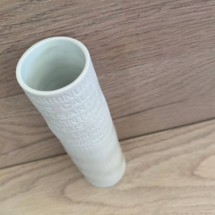 Vase - Narrow Embossed Rader