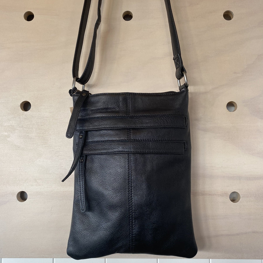 rugged hide black wendy | shelf home and gifts