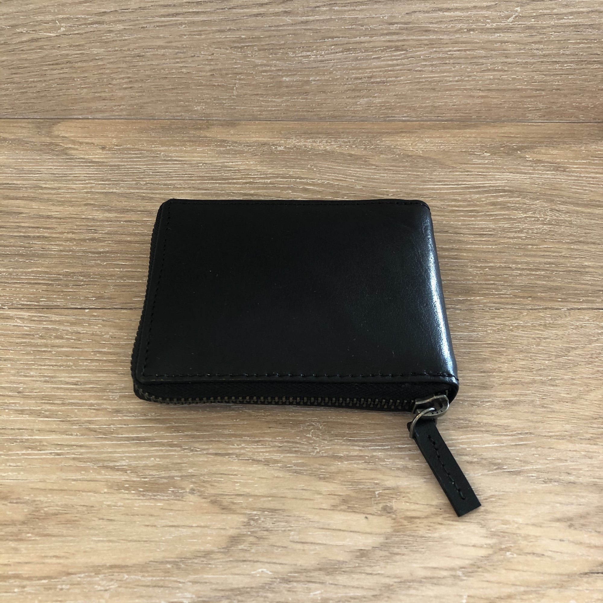 Leather Wallet - Aris Black | Shelf Home and Gifts