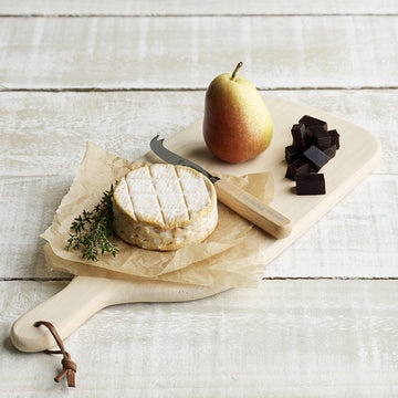 Walnut wood board with handle